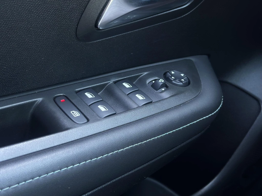 Peugeot 208 – foto 26