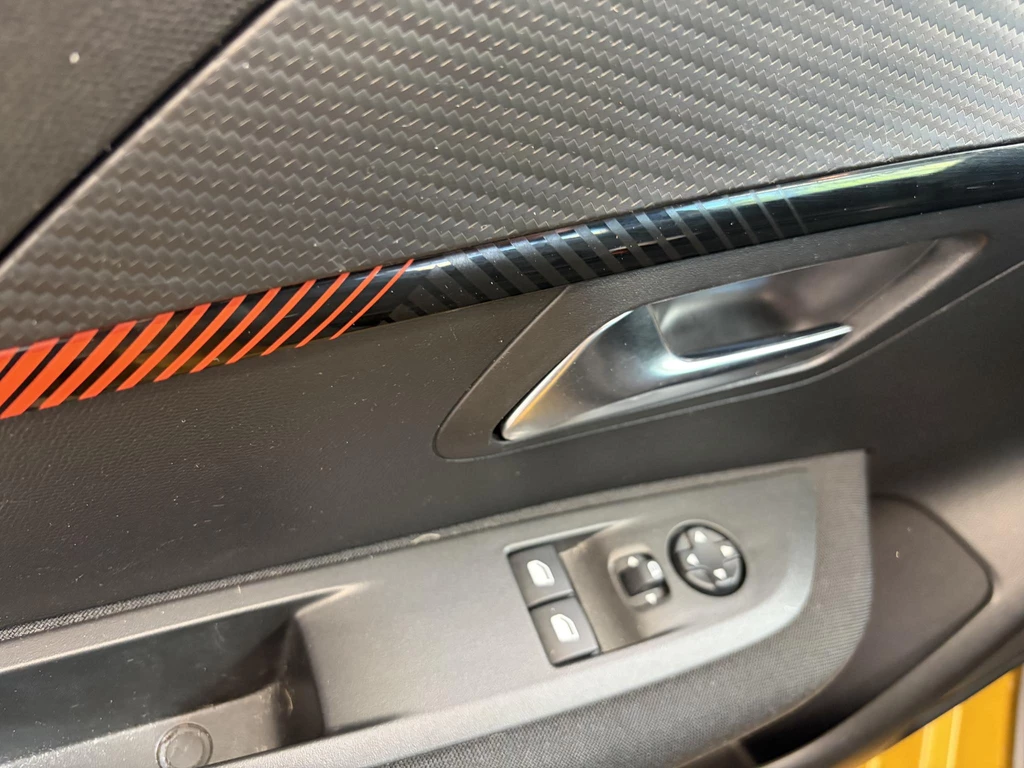 Peugeot 208 – foto 11