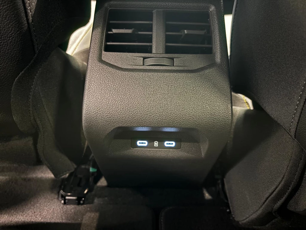 Renault Megane E-Tech – foto 31