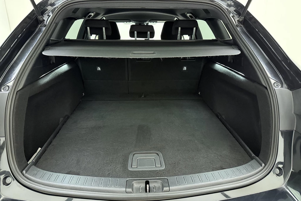 Suzuki Swace – foto 10