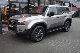 Toyota Land Cruiser – thumbnail 2