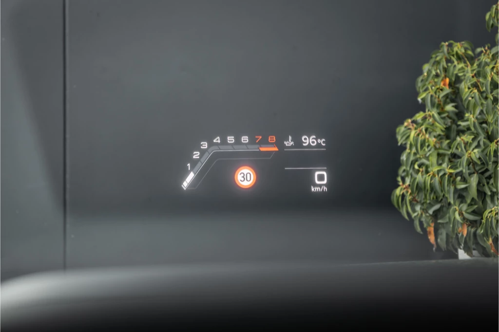 Audi RSQ8 – foto 16
