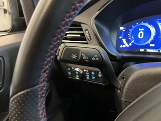 Ford Kuga – thumbnail 16