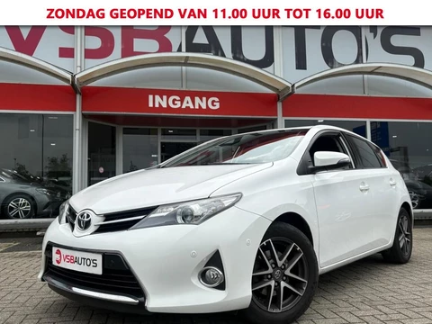 Toyota Auris 1.6 EXECUTIVE 132PK CARPLAY NAVI CAMERA CLIMATE AIRCO LMV PDC