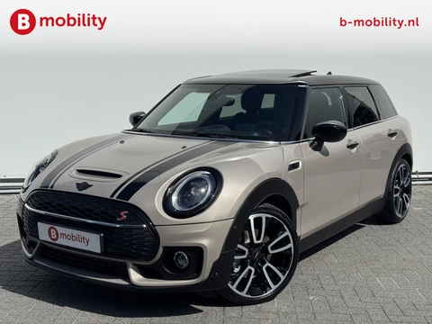MINI Clubman 2.0 Cooper S JCW Trim Final Edition 179Pk Automaat | Panoramadak | Head-Up Display | Achteruitrijcamera | Harman/Kardon Sound System | DAB