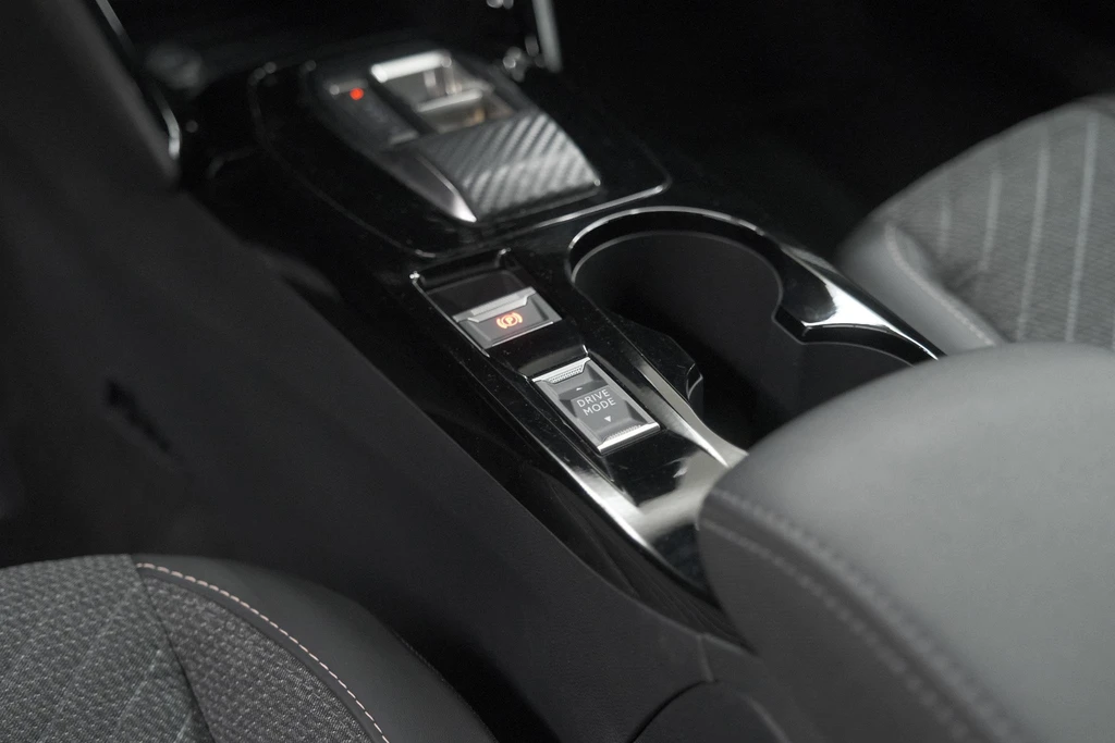 Peugeot e-2008 – foto 30