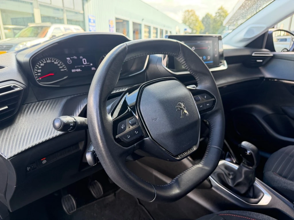Peugeot 208 – foto 29