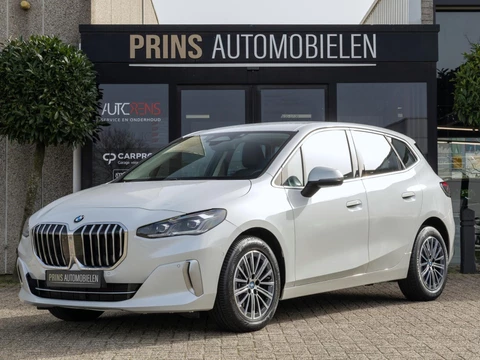 BMW 2-serie Active Tourer 218i Luxury|Leder|Camera|Keyless