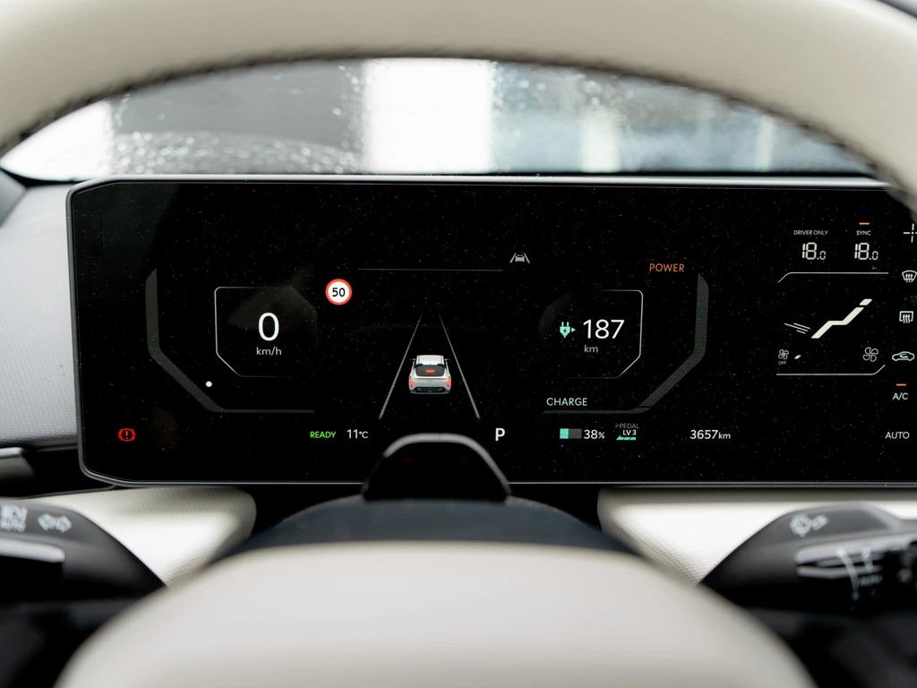 Kia EV4 – foto 16