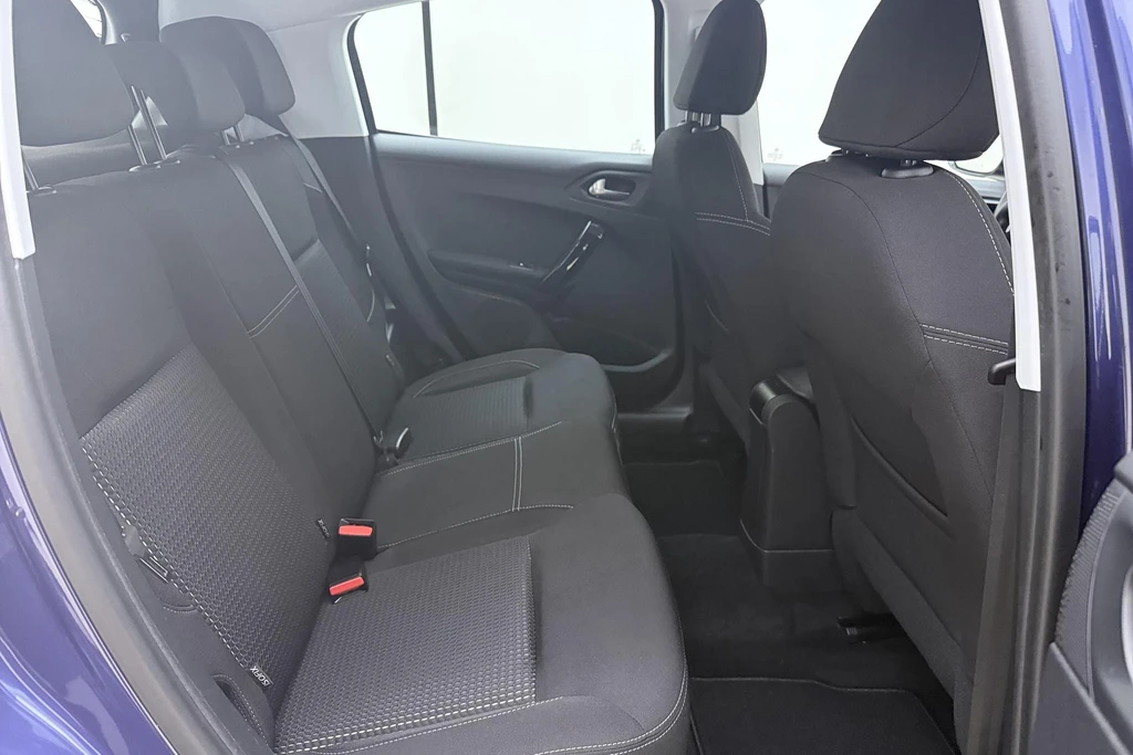 Peugeot 208 – foto 13