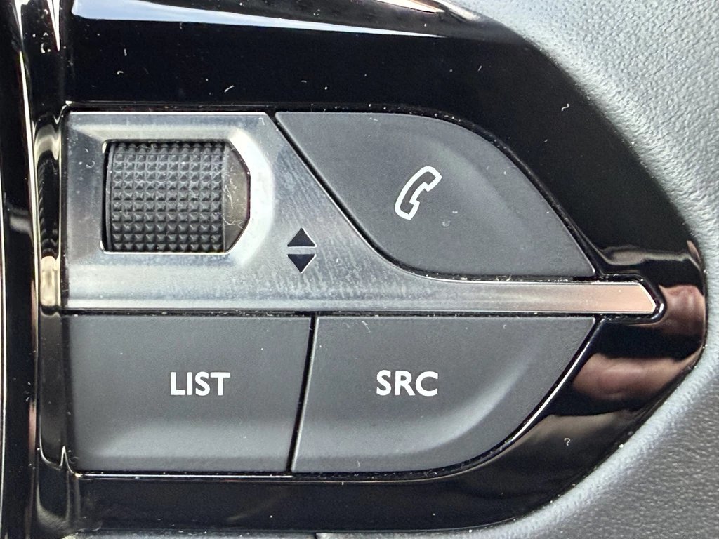 Peugeot e-2008 – foto 20