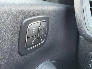 Ford Kuga – thumbnail 18