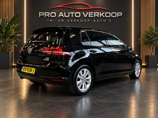 Volkswagen Golf – thumbnail 3