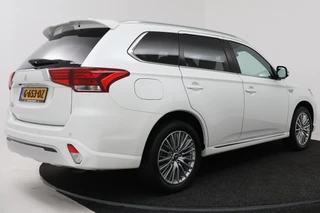 Mitsubishi Outlander – thumbnail 4