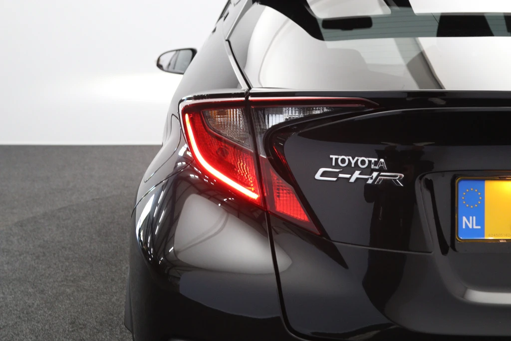 Toyota C-HR – foto 26