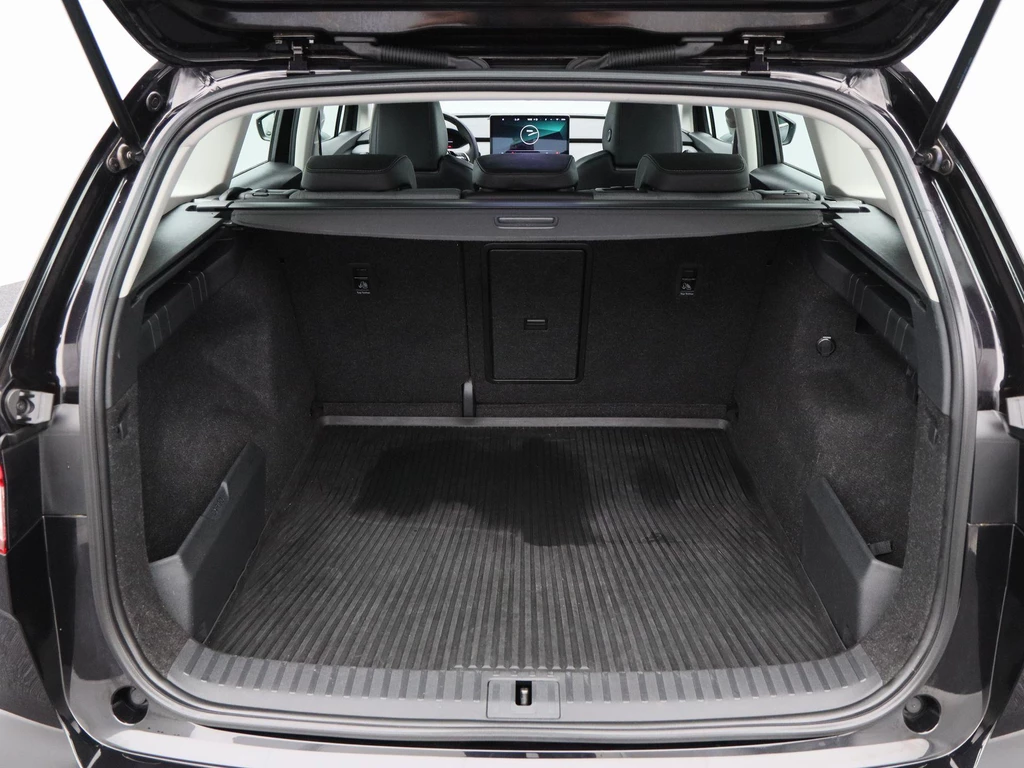 Škoda Enyaq iV – foto 16