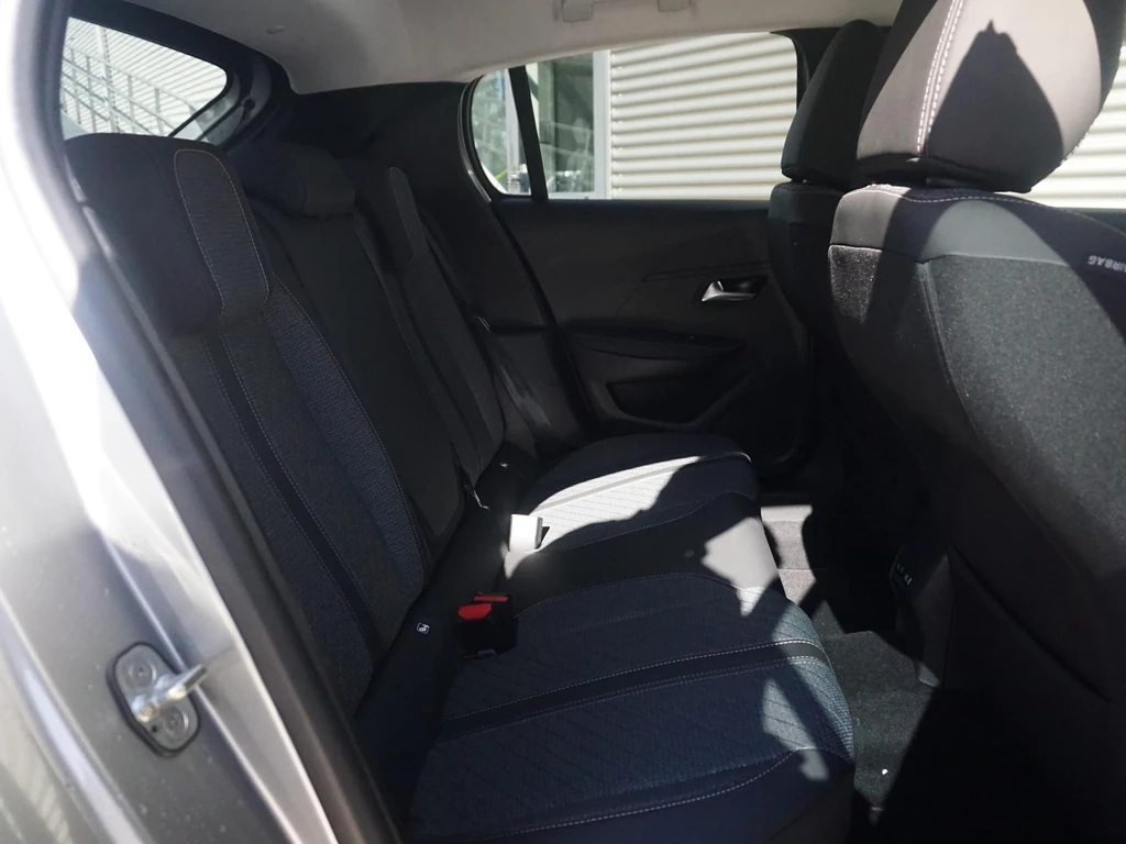 Peugeot 208 – foto 34