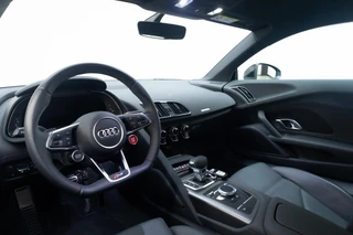 Audi R8 – thumbnail 10