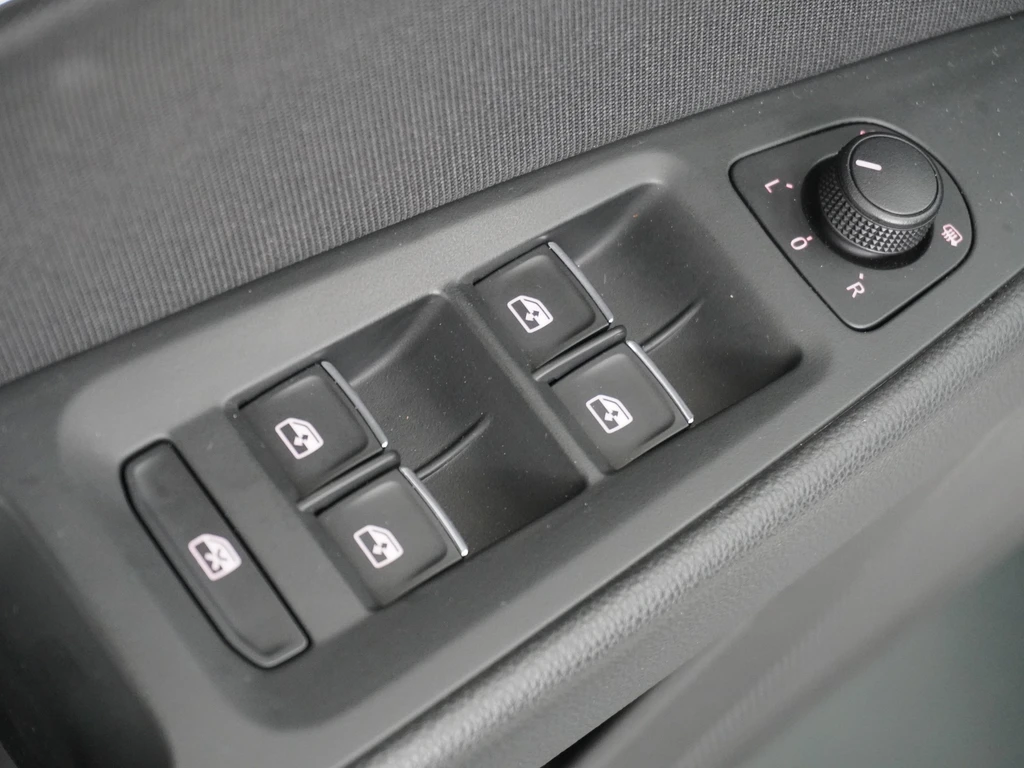 SEAT Leon – foto 28