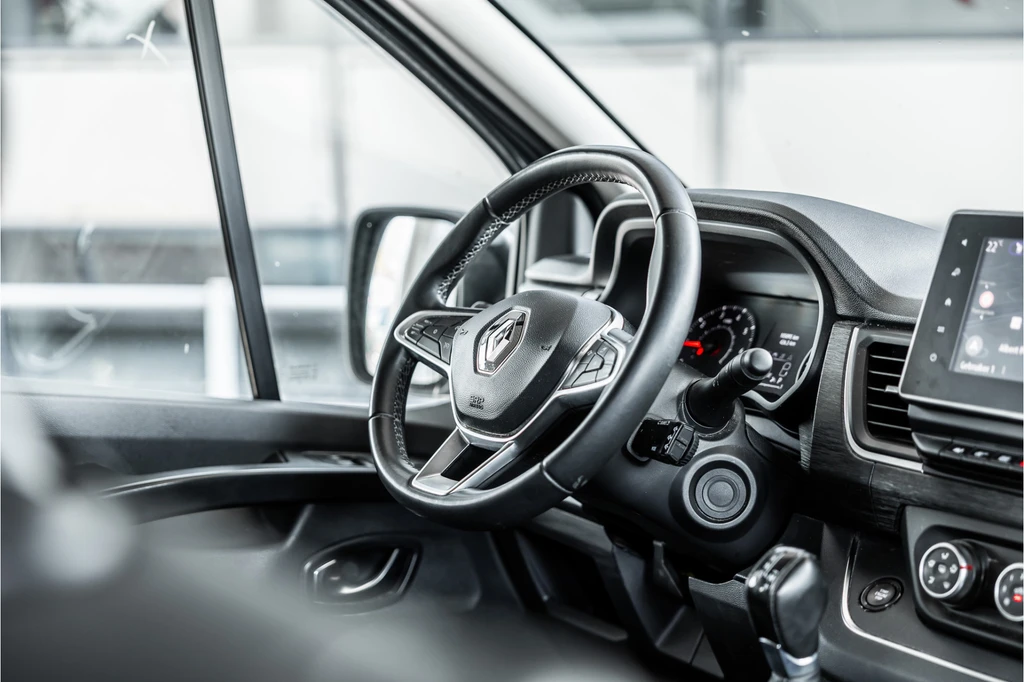 Renault Trafic – foto 12