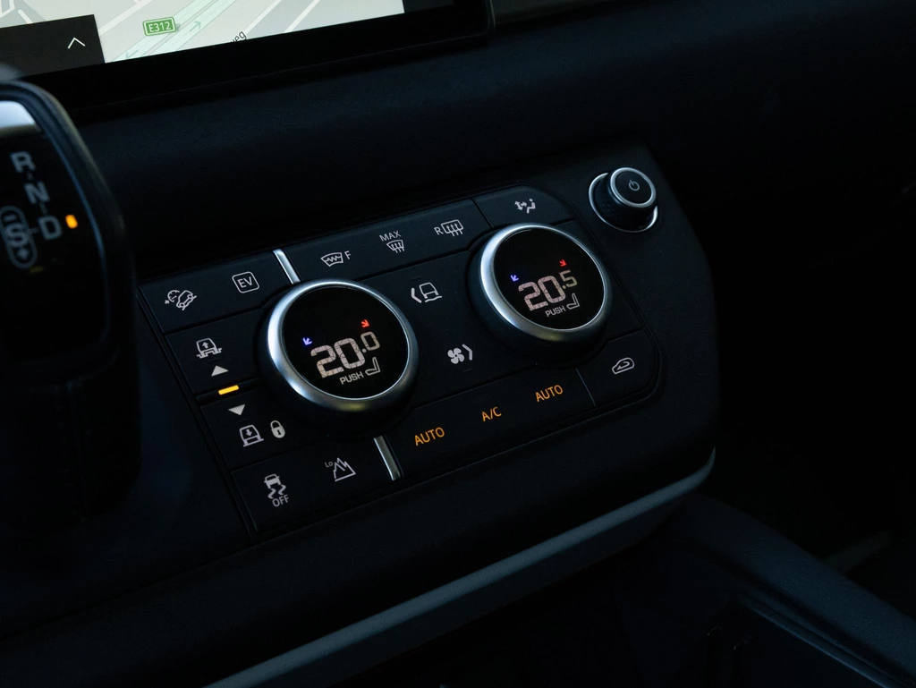 Land Rover Defender – foto 17