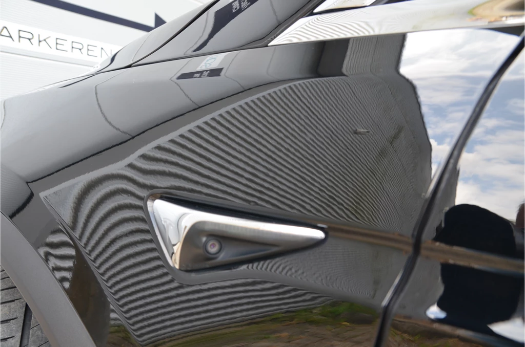 Tesla Model X – foto 31
