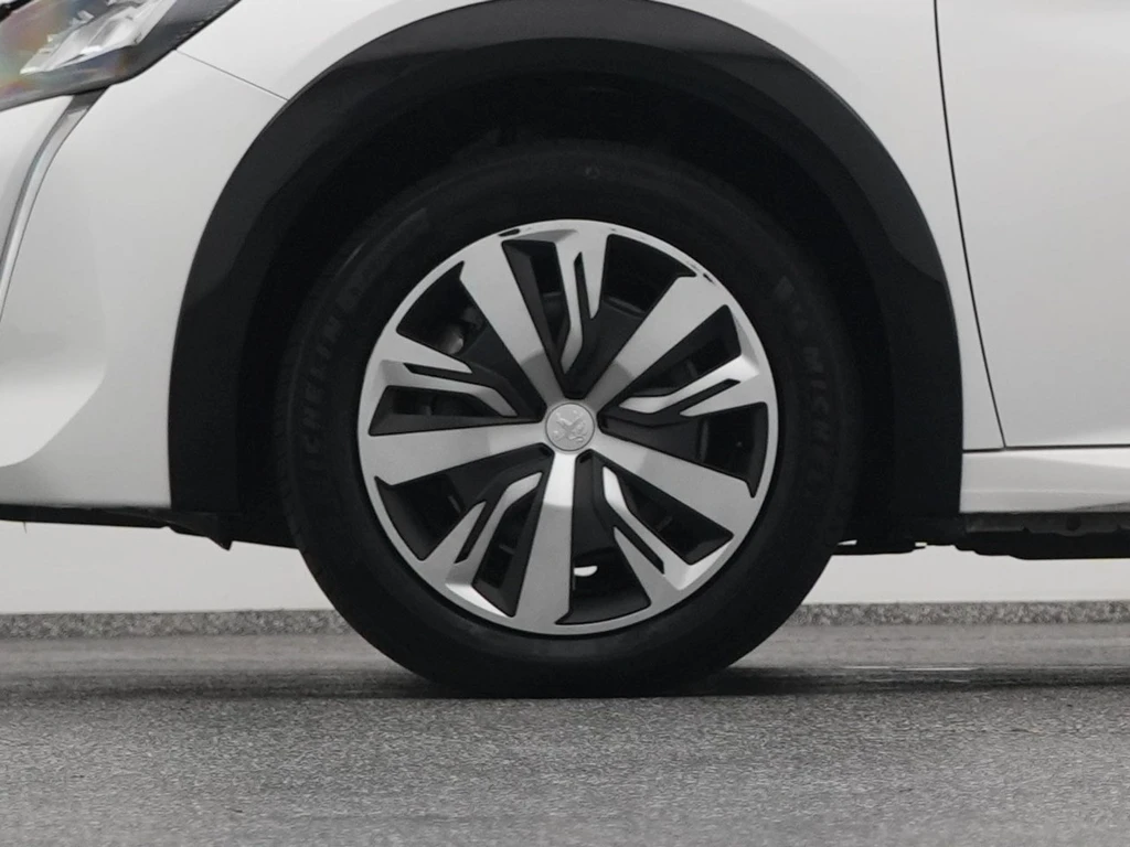 Peugeot e-208 – foto 40