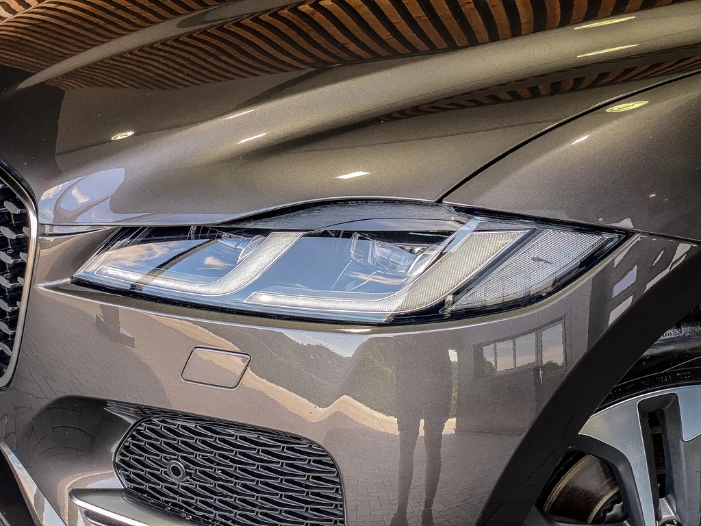 Jaguar F-PACE – foto 38