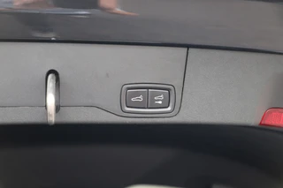 Porsche Taycan – thumbnail 27