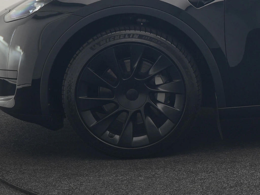 Tesla Model Y – foto 40