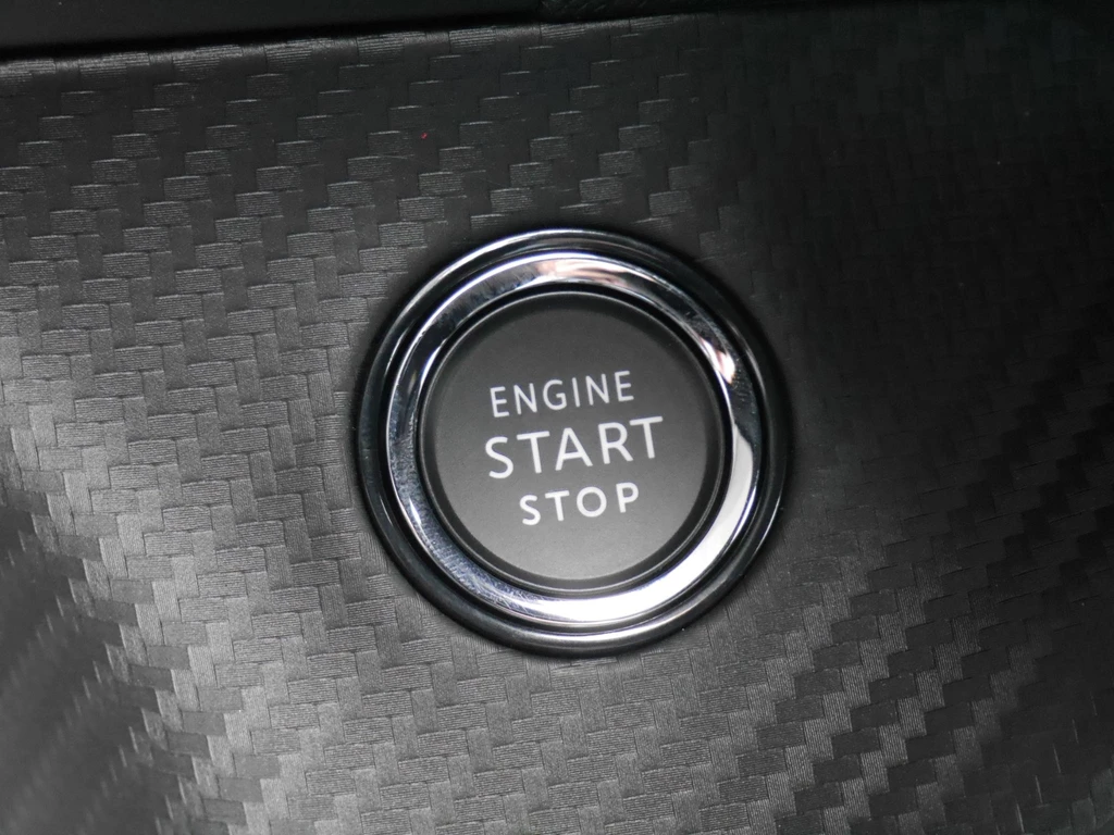 Peugeot e-2008 – foto 18