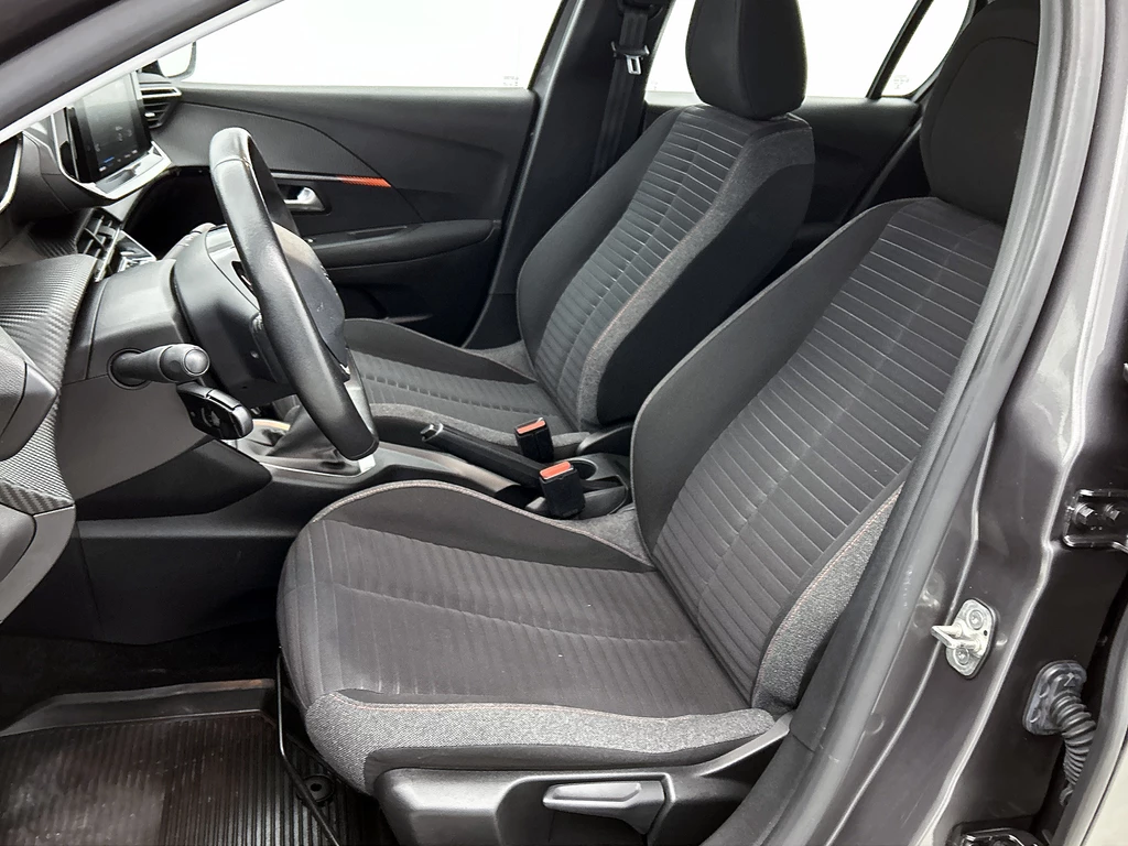 Peugeot 208 – foto 31