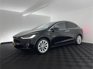 Tesla Model X – thumbnail 1