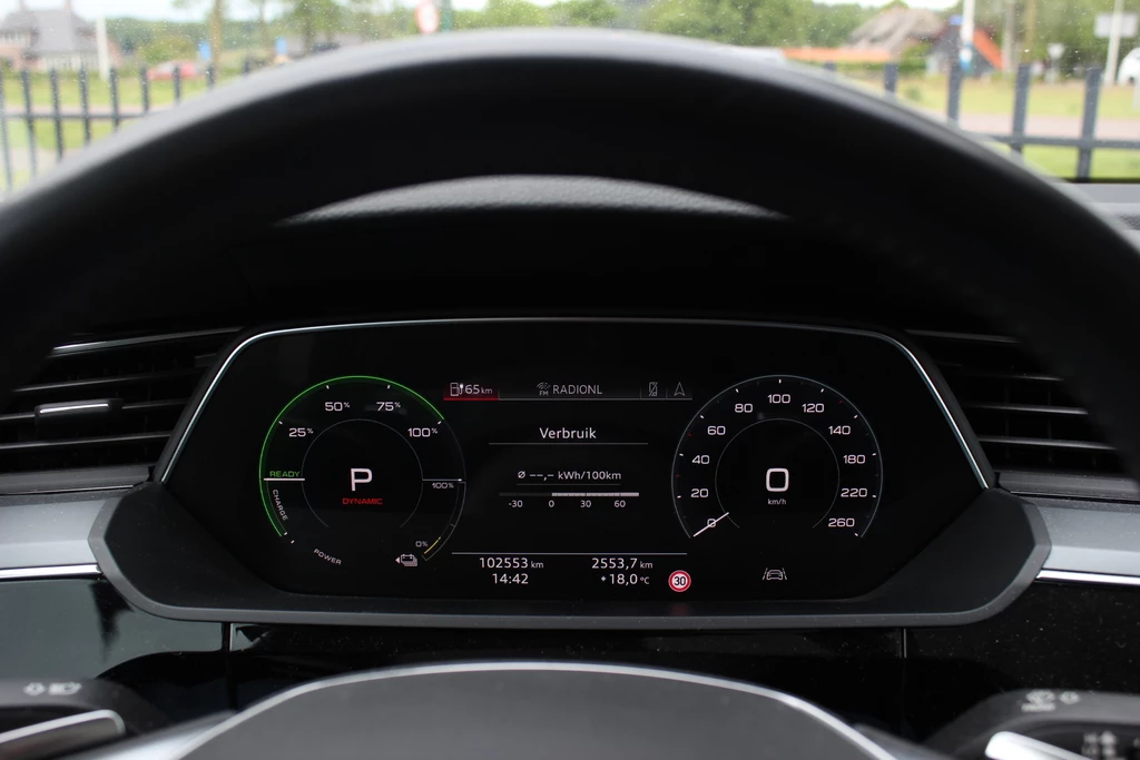 Audi e-tron – foto 20