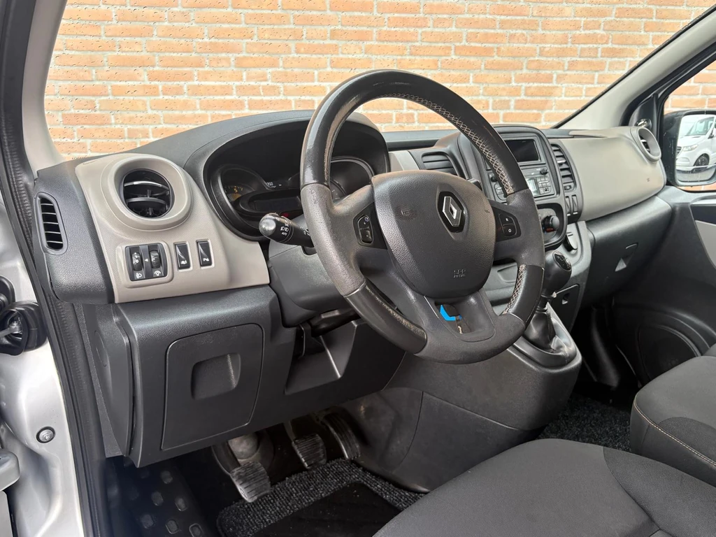 Renault Trafic – foto 11