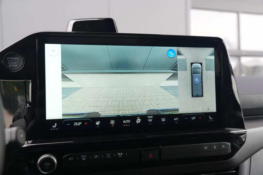 Ford Tourneo Custom – foto 32