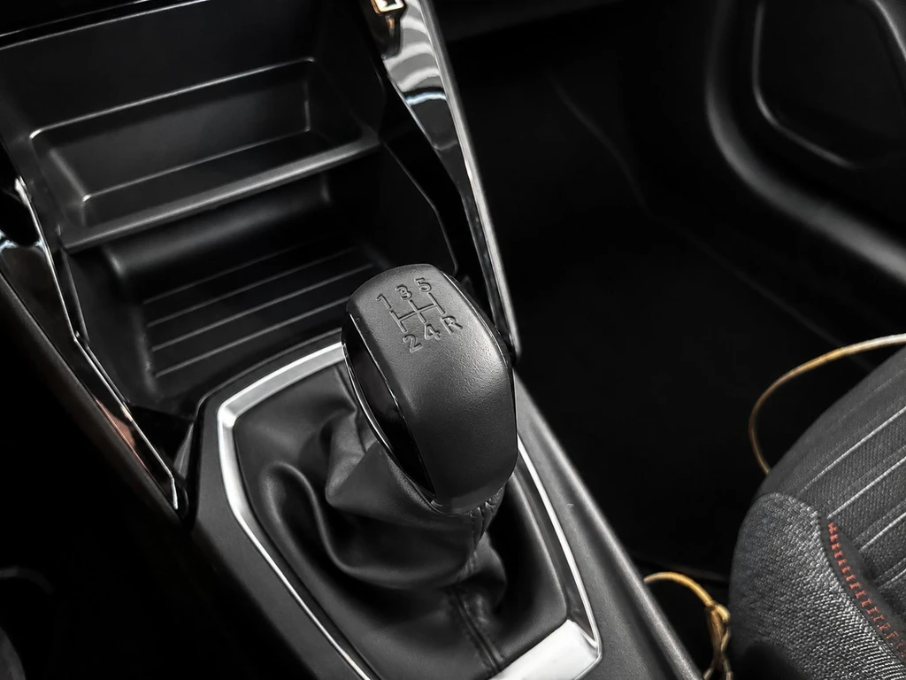 Peugeot 208 – foto 22