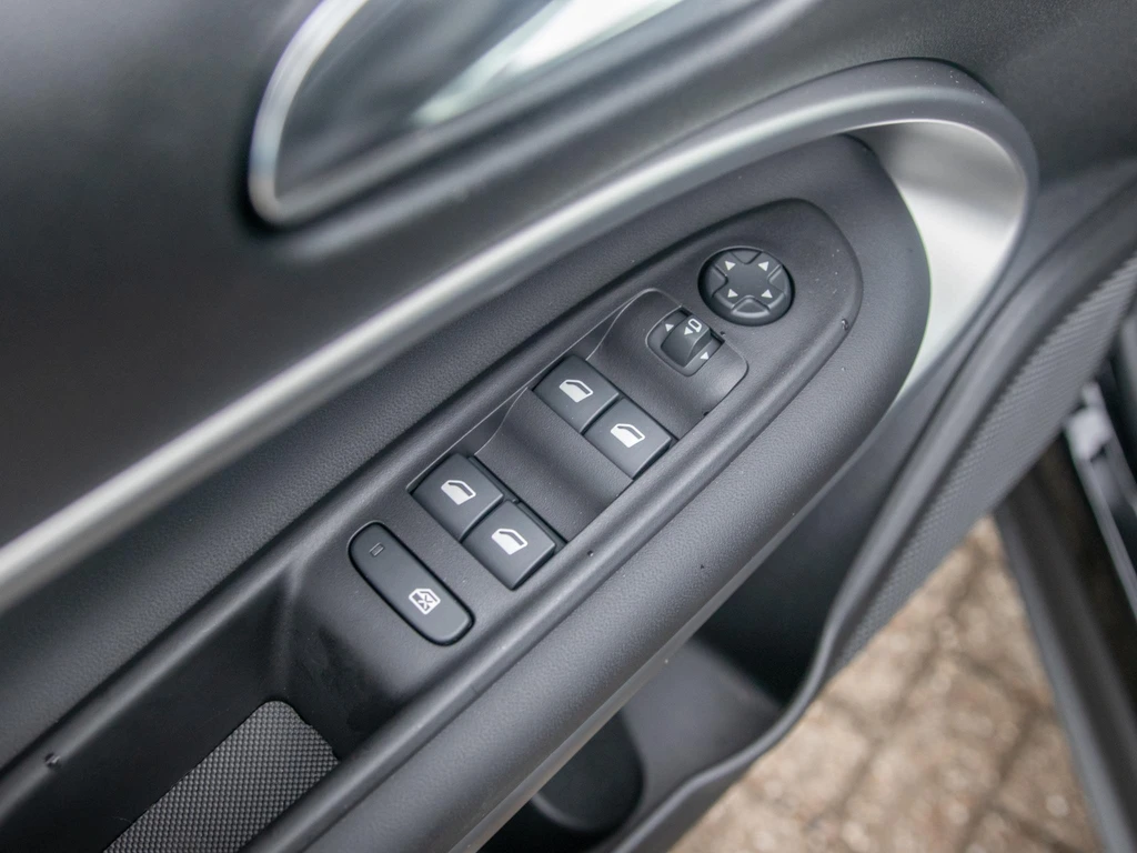 Jeep Avenger – foto 23