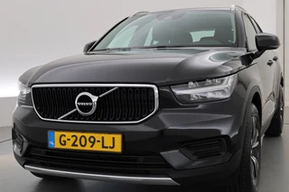 Volvo XC40 – thumbnail 2