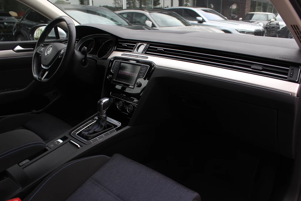 Volkswagen Passat – foto 15
