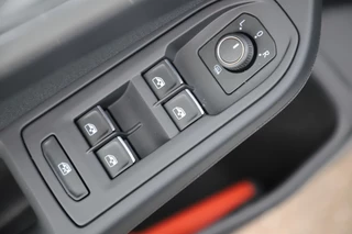 Volkswagen Golf – thumbnail 11