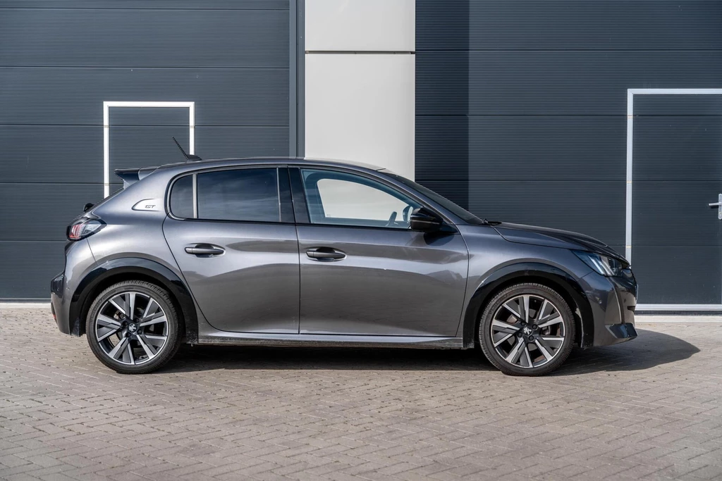 Peugeot 208 – foto 6