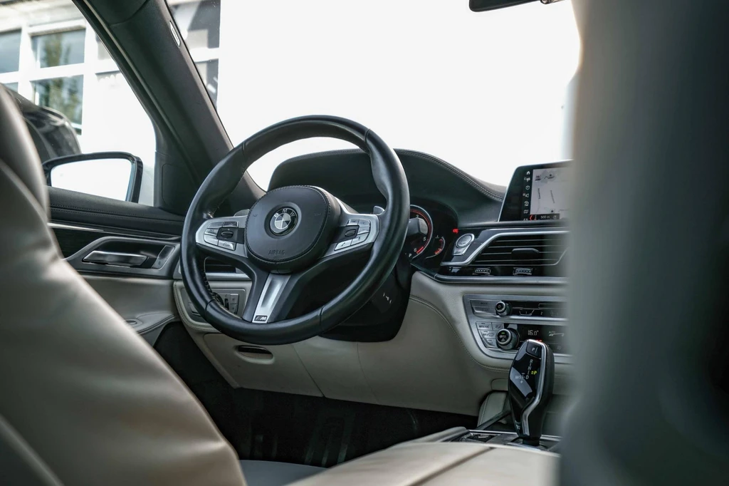BMW 7 Serie – foto 26