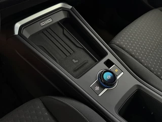 Volkswagen T-Roc – thumbnail 24