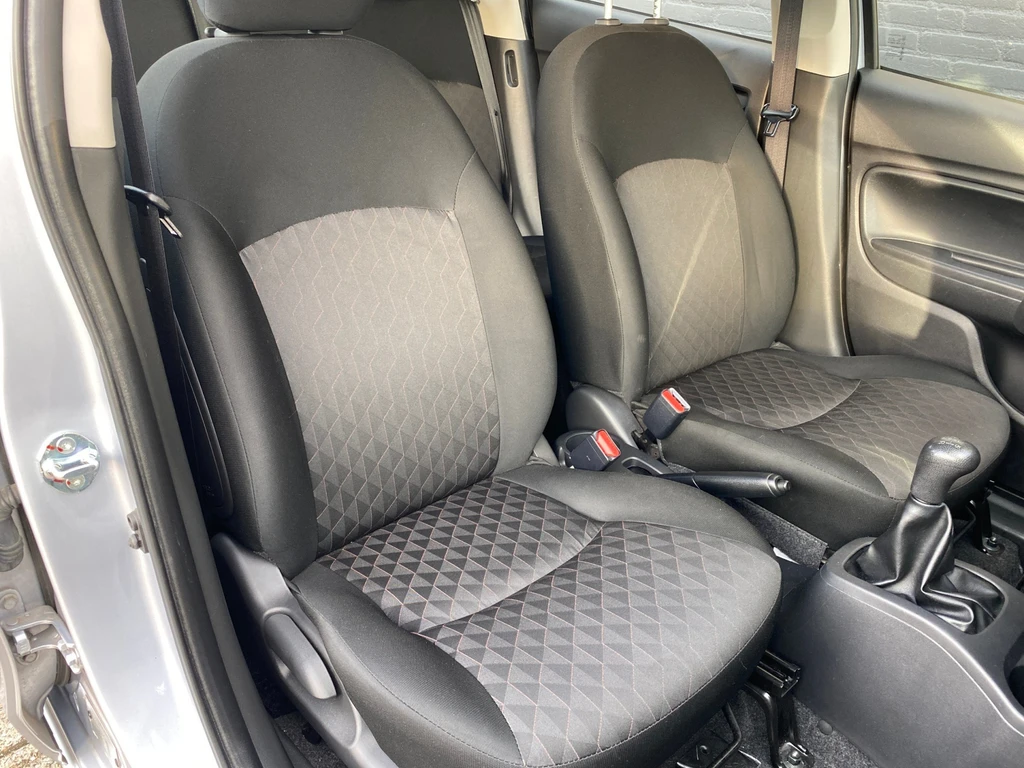 Mitsubishi Space Star – foto 15