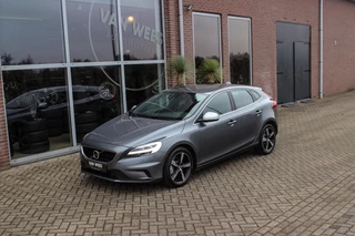 Volvo V40 – thumbnail 1