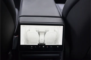 Tesla Model 3 – thumbnail 13