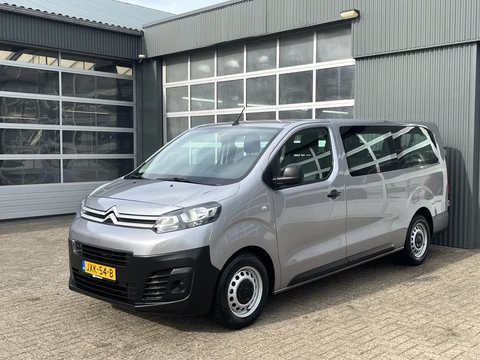 Citroën Jumpy 1.5 BlueHDi XL Marge BTW en BPM vrij!! Airco Cruise controle Trekhaak 2500kg Navigatiesysteem Personenvervoer 8-Persoons Parkeerhulp achter Apple carplay 1e eigenaar Euro 6 Bpm en Btw vrij voor particulier