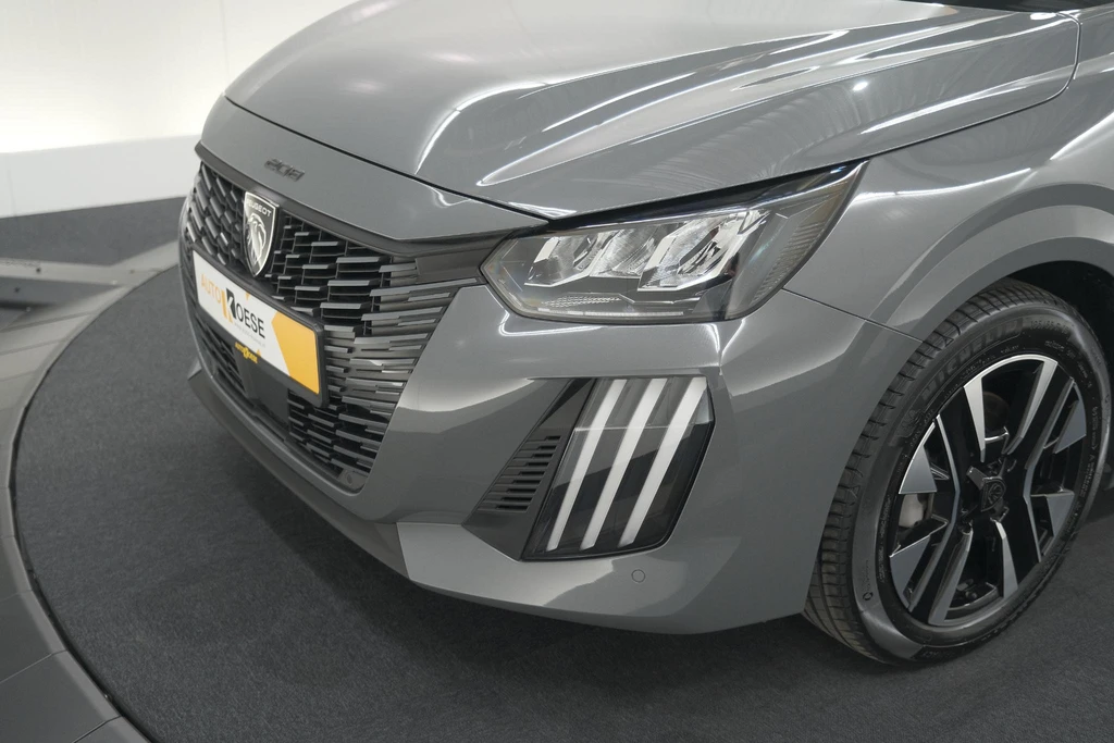 Peugeot 208 – foto 18