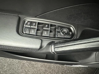 Porsche Cayenne – thumbnail 26